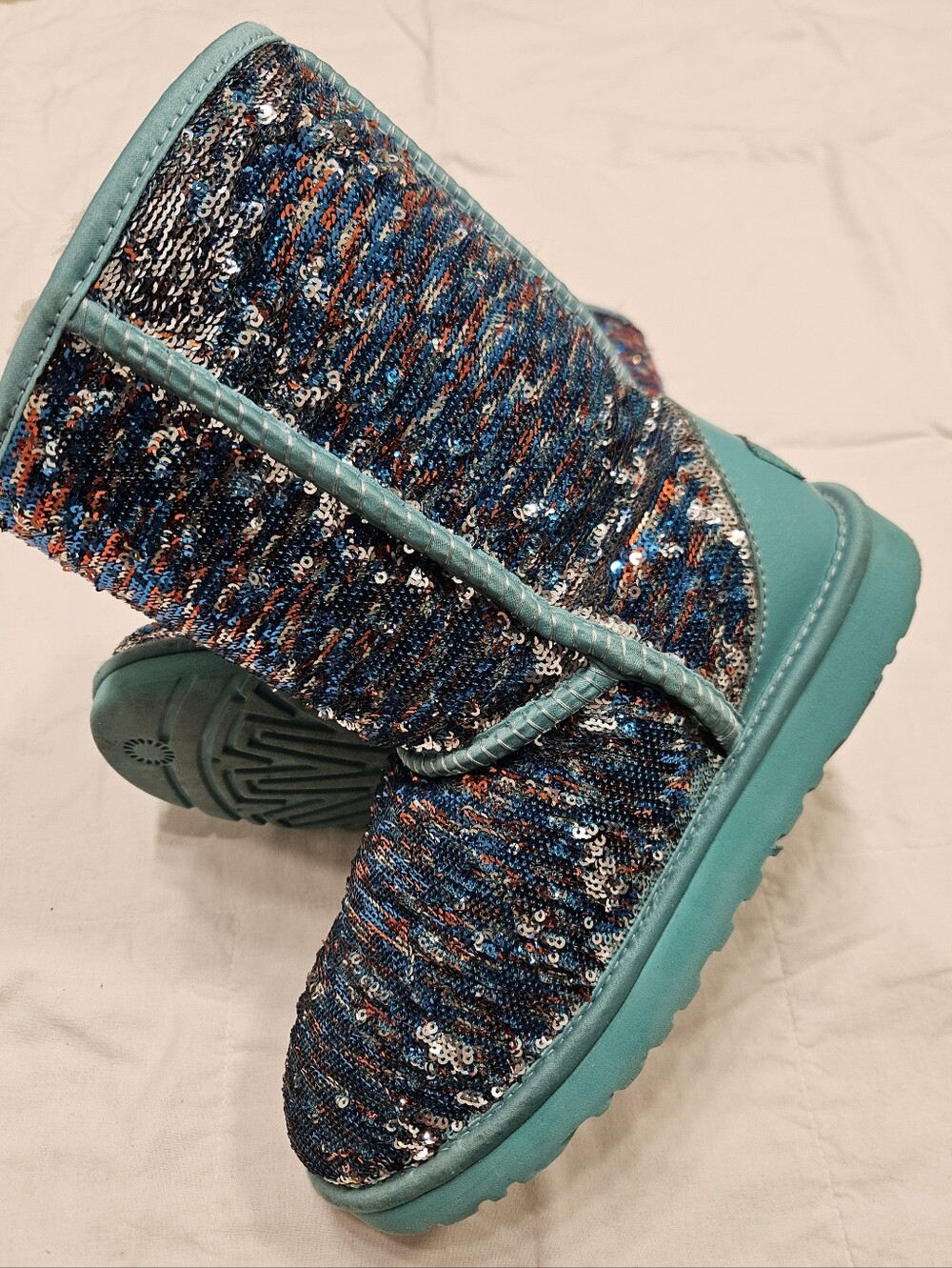 UGG Classic Short Sequin Sparkle Boots Teal Silver Size 7